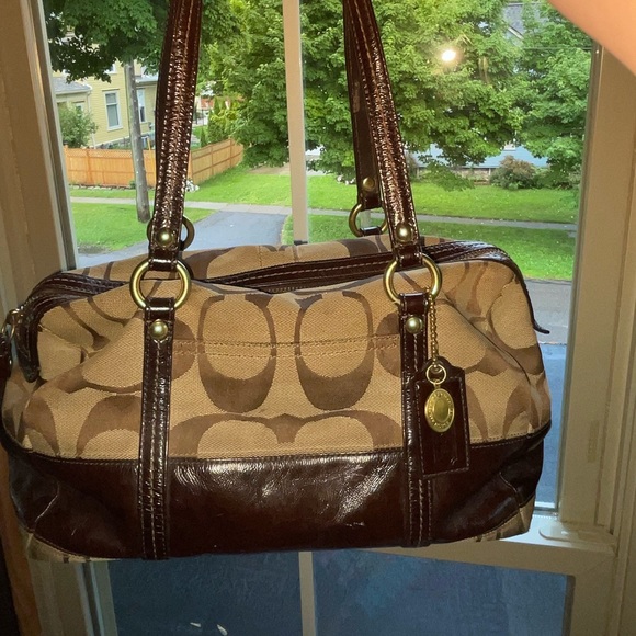 Vintage Coach Monogram Handbag - Picture 6 of 6